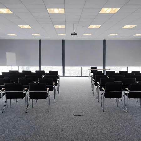 מלון Weiser